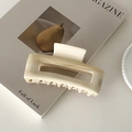 Französische Haarspange aus Acetat mit cremefarbener Marmorierung für elegantes Haar - Beige