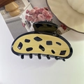 Chic black acetate hair claw with yellow spotted pattern for women's autumn accessories - Chocolate