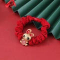 Elastico per capelli rosso festivo con ciondolo a forma di coniglio dorato e simbolo - 21# Scrunchie Fortunato