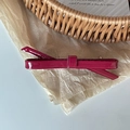 Pince à cheveux nœud rouge vin élégante avec finition brillante sur papier vintage - Rouge Foncé