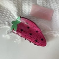 Chic strawberry-shaped rose red acrylic hair claw clip with green leaf and glossy finish - Strawberry Style (FZ986)
