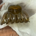 Grande pinza per capelli ambra traslucida per capelli folti dal design elegante - Taglia Grande (Circa 9,3 cm * 5 cm) / Verde Oliva