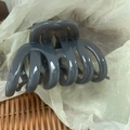 Grande molletta per capelli grigio scuro lucida per capelli folti con molla in metallo - Taglia Grande (Circa 9,3 cm * 5 cm) / Grigio