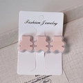 Fermaglio per capelli rosa in acetato con tre piccoli orsetti su scheda di display - Circa 6.7cm / Orso Rosa