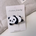 Barrette à cheveux panda mignon en position allongée, accessoire animalier pour filles - Pince à Cheveux Panda à Plat