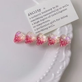 Macro di fermagli per capelli a fragola con glitter rosa su piatto bianco vintage - Fermaglio Per Capelli Fragola-5 Pezzi Dritto