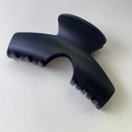 Pinza para el pelo grande en forma de U negro mate para cabello grueso y mate - Negro mate