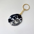 Mini acetate comb keychain with black and white marble pattern and golden metal ring - Black & White (Gold Keychain)
