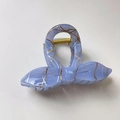 Eleganter lavendelfarbener Acetat-Haarclip in Schleifenform mit goldener Textur - Blatt-Stil / Blau