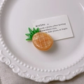 Süße Ananas Haarklammer aus Acetat in Orange und Grün mit strukturierter Reliefoberfläche - Ananas