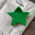 Y2K style vibrant green star shaped hair claw clip with a glossy finish for women - Green Hair Claw