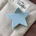 Light blue star-shaped hair claw clip for women made of glossy resin with a smooth finish - Blue Hair Claw