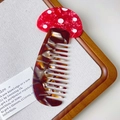 Cute mushroom-shaped acetate wide-tooth hair comb with red polka dots and tortoiseshell pattern - Mushroom Style (S113)