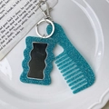 Glitzerndes blaues Schlüsselanhänger-Set mit Kamm und Spiegel sowie silbernem Verschluss - Kamm 9.3cm*3.5cm Spiegel 5.8cm*3.7cm 22g / Blau