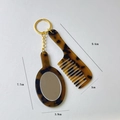Vintage-Schlüsselanhänger-Set mit Herz-Spiegel und Kamm im Schildpatt-Muster-Design - Oval