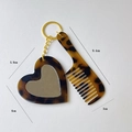 Vintage Herzspiegel und Haarkamm Schlüsselanhänger Set mit Schildpatt-Musterung - Herz-Stil