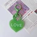 Porte-clés cœur vert dépoli avec inscription LOVE et fermoir mousqueton assorti sur revue - 6#Vert