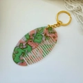 Portachiavi a pettine in acetato con motivo marmorizzato rosa e verde e anello d'oro - Marmo Rosa Verde (9#)