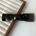 Molletta per capelli nera lucida a forma di fiocco con design a segmenti su legno - Medio Grande / Nero Lucido