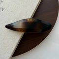 Elegant tortoiseshell gradient hair clip with sleek streamline design on linen fabric - Matte Tortoiseshell
