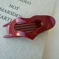 Pinza per capelli a cuore rosso intenso lucido in resina per acconciature eleganti - Rosso Angola