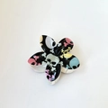 Pince à cheveux fleur noire avec motifs têtes de mort colorés et impression UV Halloween - Noir (Imprimé Crâne Coloré-5)