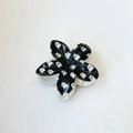 Pince à cheveux fleur d'Halloween avec motifs fantômes blancs sur pétales noirs polis - Noir (Imprimé Fantôme Blanc-8)