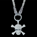 Totenkopf-Anhänger mit weißen Kristallen und Wolfskopf-Kettengliedern im Punk-Stil - Totenkopf mit Stern-Sonnenbrille und byzantinischer Kette / Weiß