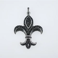 Pendentif fleur de lys gothique en acier argenté serti de petites pierres noires - Fleur de Lys Strass Noir (Pendentif Uniquement)