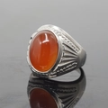 Vintage stainless steel ring featuring a large oval red carnelian gemstone inlay - Size 7 / Silver Tone Orange Chalcedony