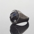 Zwarte edelsteen ring met gunmetal afwerking voor heren en dames vintage stijl - Zwarte Basis Zwart Gefacetteerd
