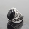 Polished silver signet ring with oval black agate stone and radial groove details - Size 7 / Silver Tone Obsidian Style