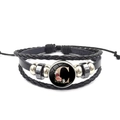 Gelaagde leren armband met letter C-hanger en verstelbaar zwart gevlochten koord - Letter C (XSWX6408-C)