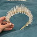 Cerchietto da sposa boho fatto a mano con punte di cristallo di rocca naturale - Bianco Trasparente + Oro (Fascia Oro)