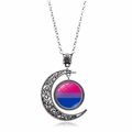 Collana con luna d'argento e ciondolo bandiera bisessuale a strisce arcobaleno - Stile Pride Bisessuale
