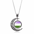 Collana con luna d'argento traforata e pendente con bandiera genderqueer - Stile Pride Genderqueer