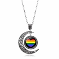 Collana con luna d'argento e ciondolo a cuore con motivo arcobaleno e gemma - Stile Cuore Arcobaleno Traforato