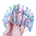 Cerchietto gotico con cristalli viola e ciondoli a forma di luna e stella in mano - Cristallo / Cristallo Rosa Blu + Luna + Stella