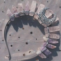 Serre-tête bohème avec cristaux roses violets et breloques lune argentées pour mariages - Violet Lavande Fil Argenté Lune Ajourée Argentée Serre-tête Argenté