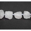 Dettaglio di pietre grezze di quarzo bianco naturale legate a mano per pettini capelli - Pettine d'Argento Filo d'Argento Cristallo di Rocca
