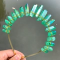 Detailed shot of handmade green crystal crown headband with golden wire wrapping - Basic Crown Style