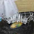 Corona in cristallo di quarzo fatta a mano con pettine per capelli in metallo argento - Pettine per Capelli 20 Denti in Cristallo (Con Decorazione a Ramo)
