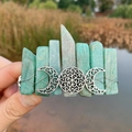Detail of bohemian triple moon hair clip with natural green amazonite crystal stones - Amazonite & Triple Moon