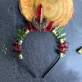 Corona da strega gotica con cristalli rossi e verdi, ciondoli luna e teschio in bronzo - Stile Grande Luna / Rosso Scuro E Verde