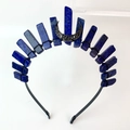 Detailansicht des handgefertigten schwarzen Mond-Haarreif mit blauer Lapislazuli-Krone - Lapislazuli Und Schwarzer Mond