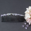 Détail d'un peigne à 40 dents fait main avec des pierres d'améthyste et cristaux naturels - Amétrine (40 Dents)