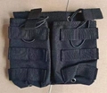 Tactical black double magazine pouch with MOLLE system and adjustable bungee cords - Double Pouch / Black