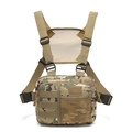 Zaino tattico pettorale mimetico da uomo con cinghie beige e tasca in rete su bianco - Mimetico CP