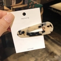 Hollow teardrop acetate hair clip in retro tortoiseshell pattern on display card - Waterdrop Style / Light Tortoise Shell