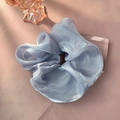 Chouchou géant en organza bleu clair avec texture de soie et plis bouffants pour femme - Style Plissé Texture Soie / Gris